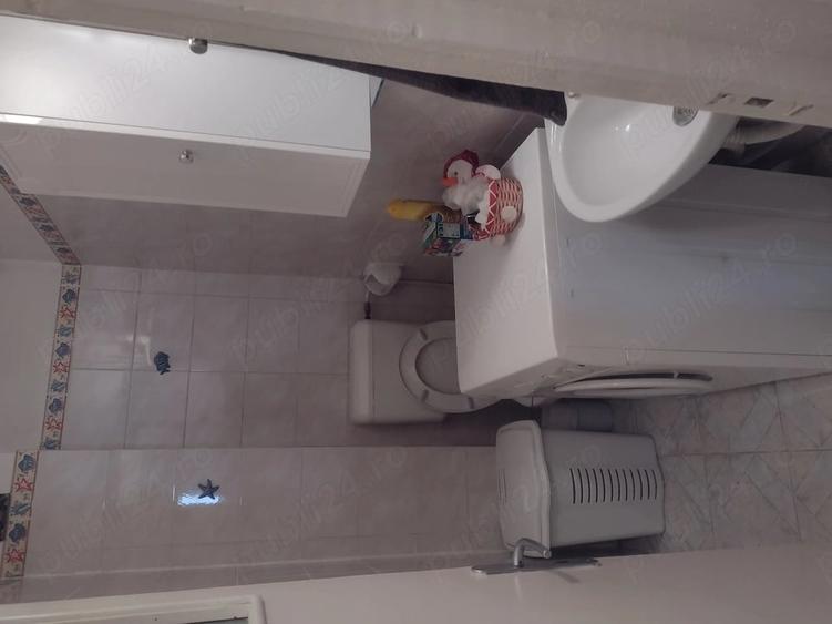 Inchiriez apartament 3 camere, decomandat, mobilat, et. 2 4, zona Giurgiului - 6