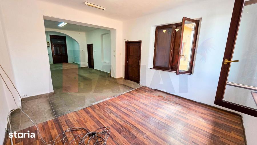 Casa + Moara + Spatiu Comercial, langa Primarie, 3 intrari |VIDEO - 10