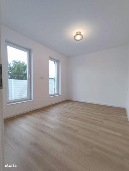 Casă cu 3 camere cu Teren 330 Mp în Samurcași