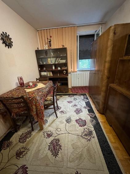 Apartament cu 2 camere decomandat în Calea București