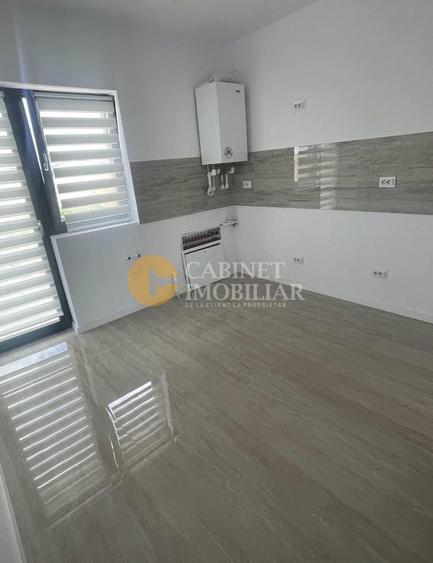Casă individuală cu 4 camere cu Canalizare în Miroslava