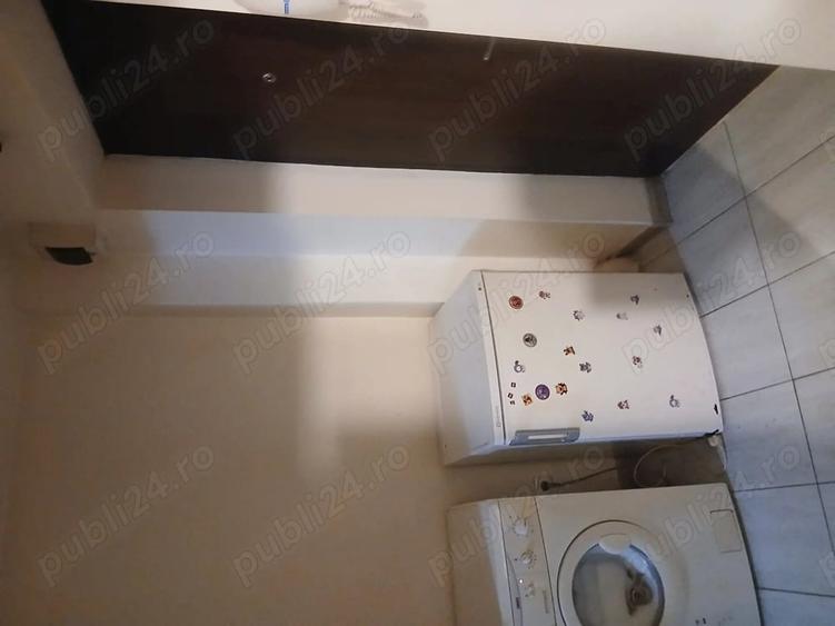 Garsonieră decomandată în Central