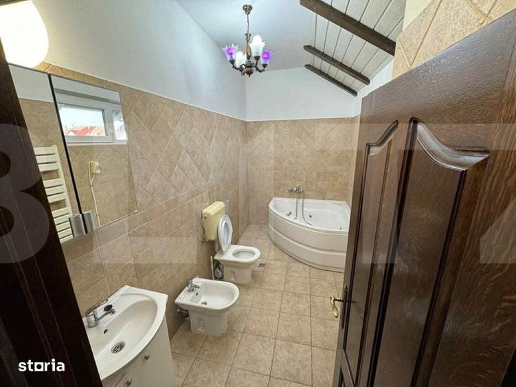 Apartament cu 3 camere decomandat în Ultracentral