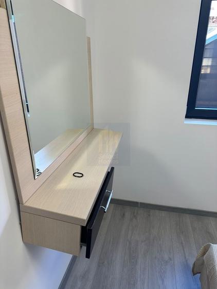 Apartament cu 2 camere semidecomandat, mobilat în Turda
