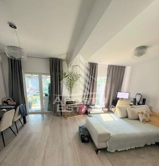 Casă cu 4 camere cu Teren 350 Mp în Ghiroda