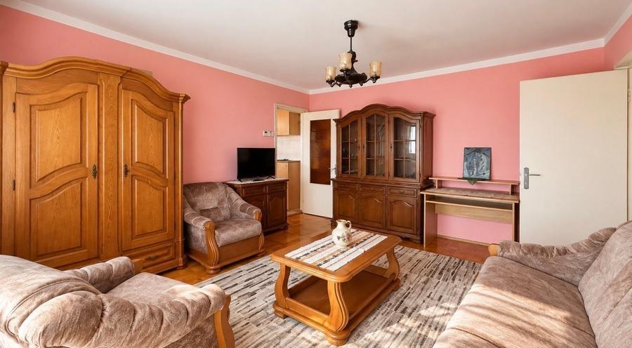 Apartament cu 2 camere decomandat în Soarelui