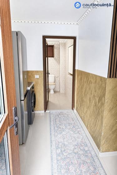 Casă cu 3 camere cu Teren 237.61999511719 Mp în Andronache