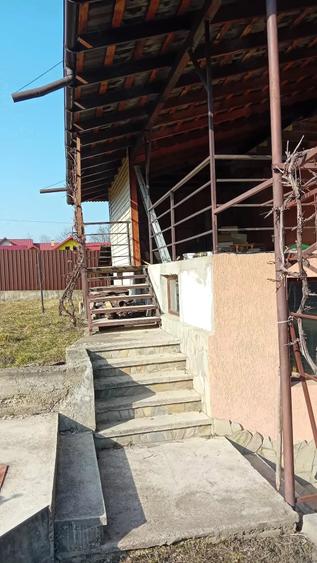 Casă cu Teren 1500 Mp în Târpești