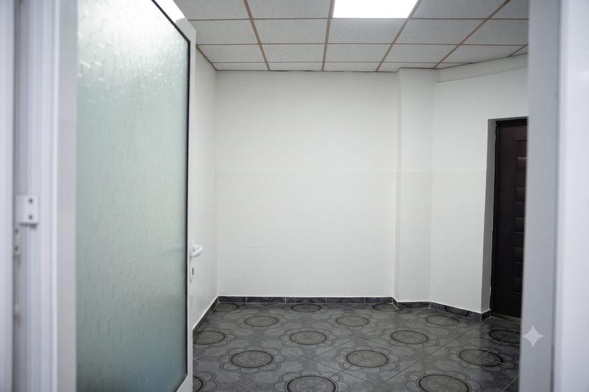 Spațiu comercial, de 200 mp, în Central
