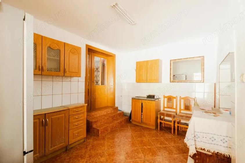 Casă cu Teren 2634 Mp în Jebel
