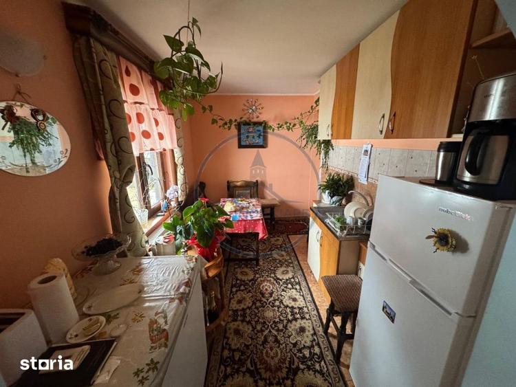 Casă cu 6 camere cu Teren 2000 Mp în Panaci