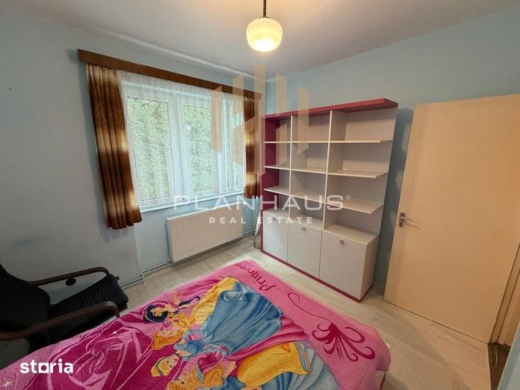 Apartament cu 4 camere în Săsar