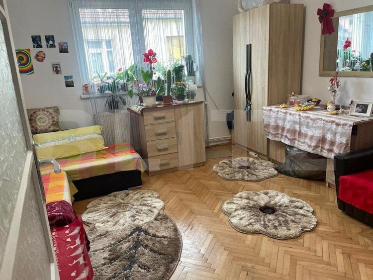 Casă individuală cu 3 camere cu Garaj în Iosia