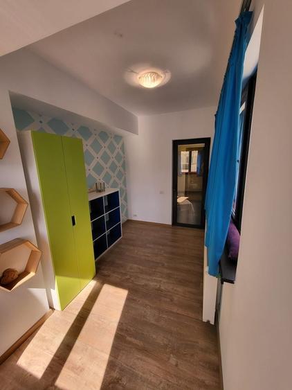 Apartament cu 2 camere circular, mobilat în Băneasa