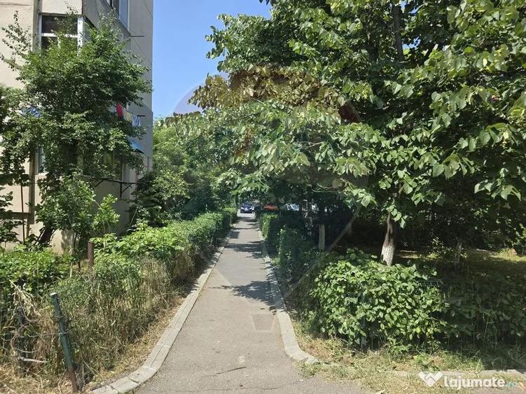 Garsonieră decomandată în Calea Severinului