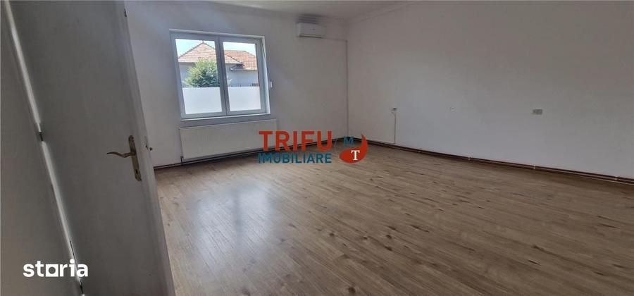 Casă cu 3 camere cu Teren 430 Mp în Tolstoi