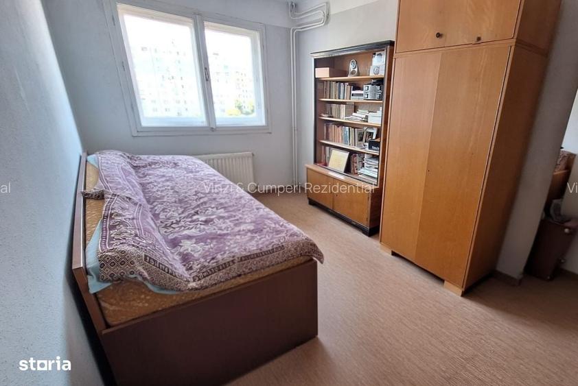 Apartament 3 camere, Confort 1, Vlaicu, decomandat, etaj intermediar