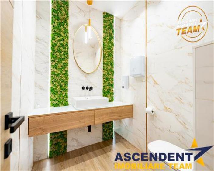 Spațiu comercial, de 39 mp, în Central