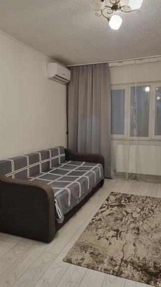 Garsonieră decomandată în Fizicienilor