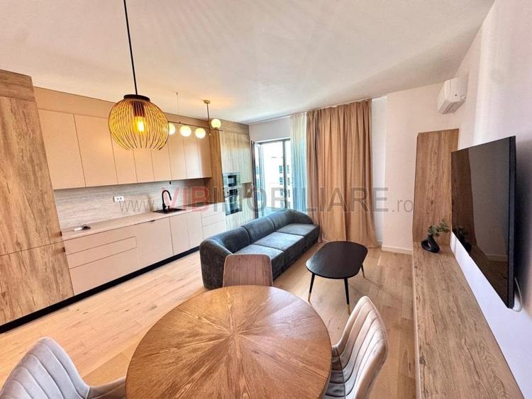 Apartament cu 3 camere decomandat în Băneasa