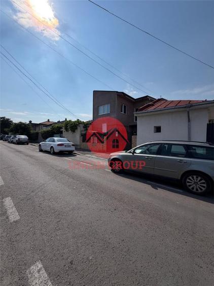 Casă cu 3 camere cu Teren 107 Mp în Delfinariu