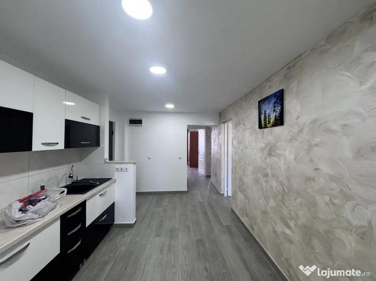 Apartament cu 4 camere decomandat în Central