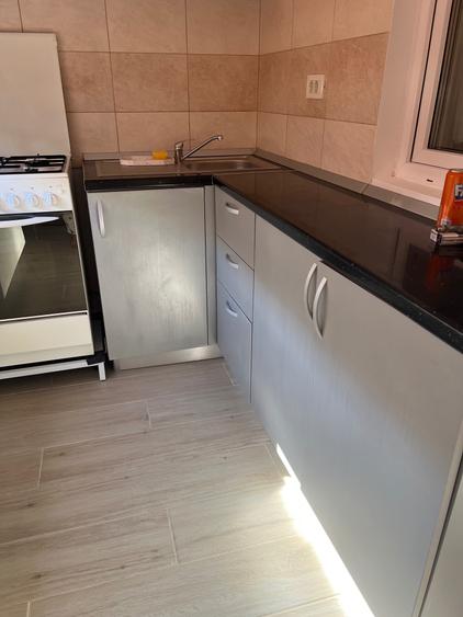 Apartament cu 2 camere decomandat în Exterior Vest