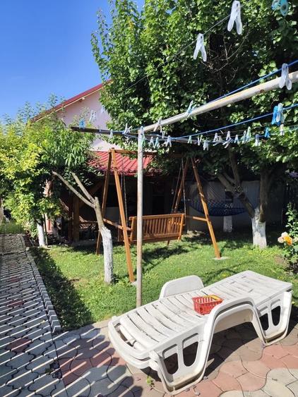 Casă cu 4 camere decomandat în Valea Adâncă