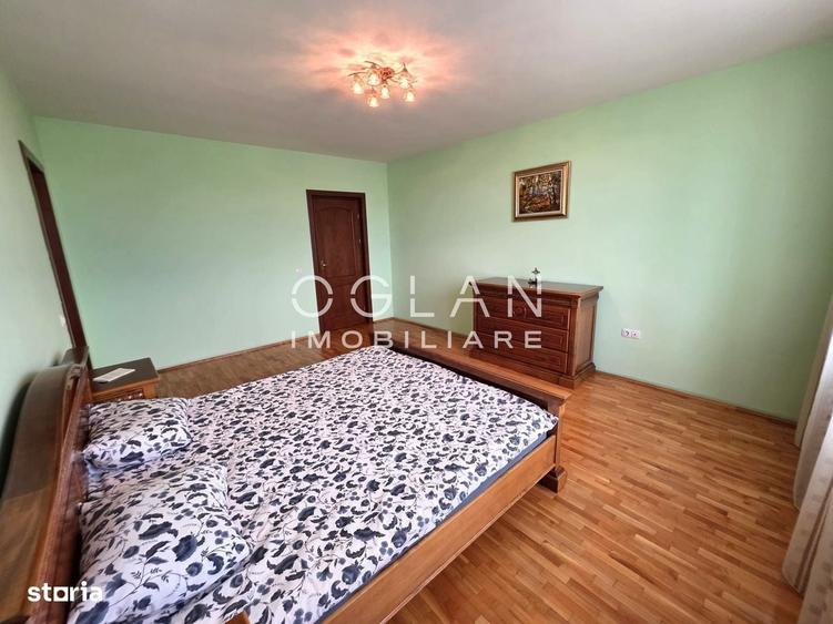 Casă cu 4 camere decomandat în Șelimbăr