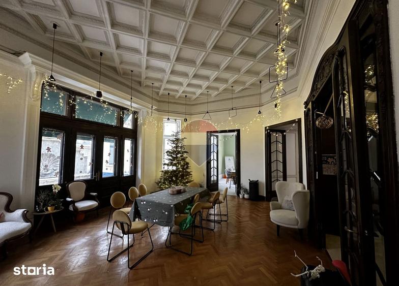 Apartament cu 5 camere în Eminescu