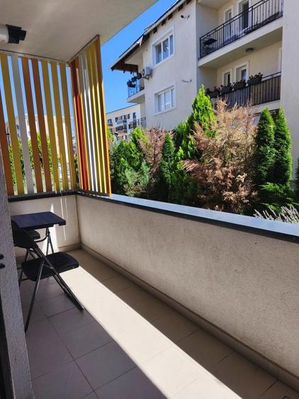 Apartament cu 2 camere decomandat în Noua
