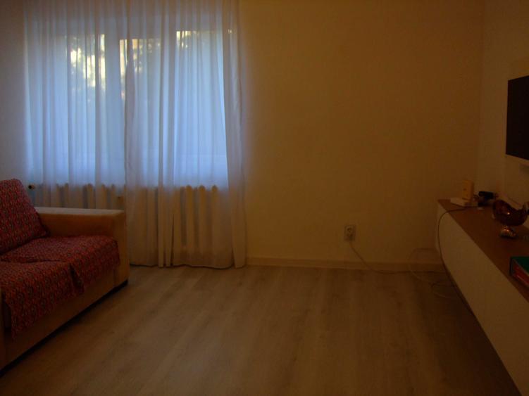 Apartament cu 2 camere decomandat în Barbu Văcărescu