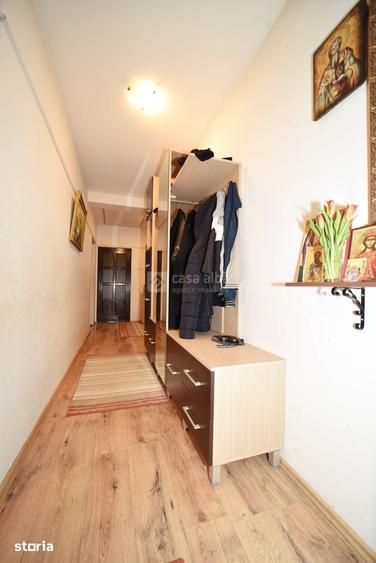 Casă cu 5 camere cu Teren 1400 Mp în Aroneanu