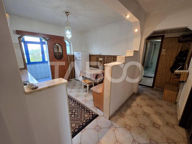 Apartament decomandat de vanzare 2 camere boxa pivnita Vasile Aaron - 8