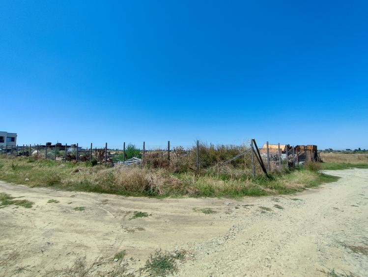 Teren Construcții intravilan de 1834 mp, în Boreal