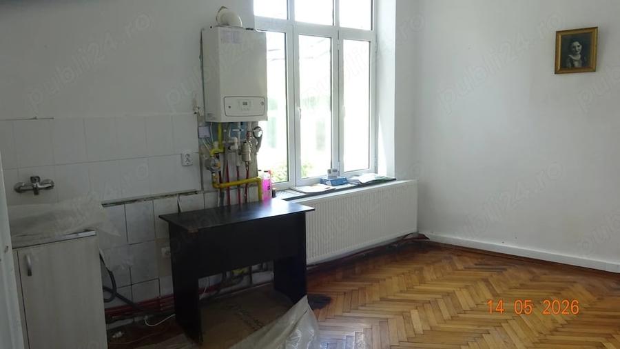 Spațiu comercial, de 183 mp, în Central