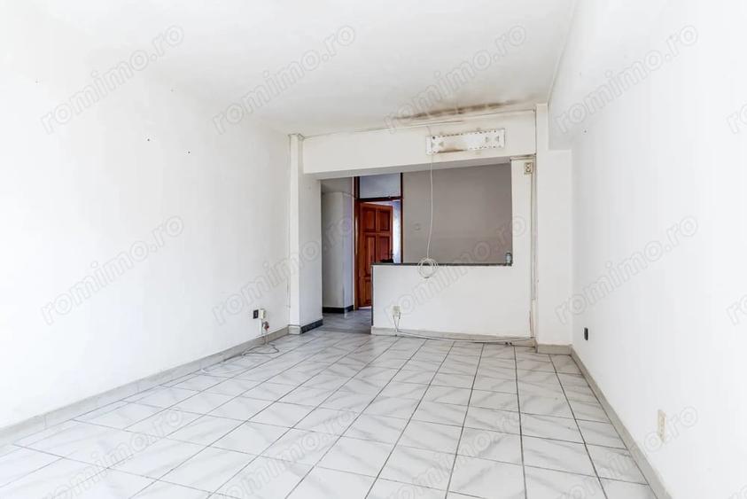 Apartament cu 4 camere decomandat în Aurel Vlaicu
