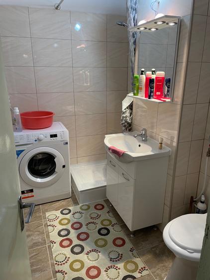 Apartament cu 2 camere semidecomandat în Narcisa