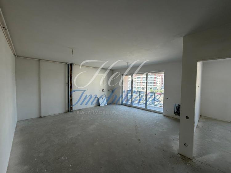 Apartament cu 2 camere semidecomandat în Florești
