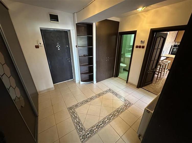 Apartament cu 2 camere decomandat în Unirii