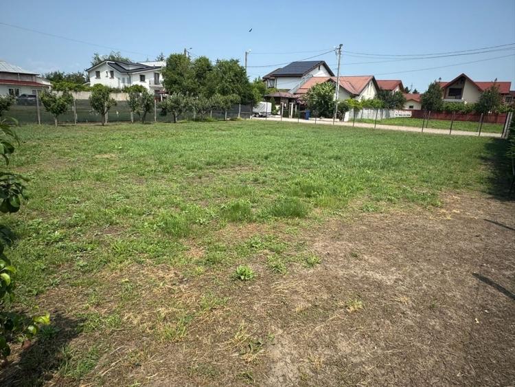 Teren Construcții intravilan de 775 mp, în Obor