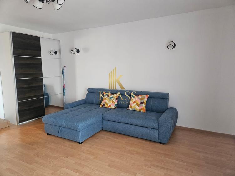 Apartament cu 3 camere decomandat, mobilat în Doamna Ghica