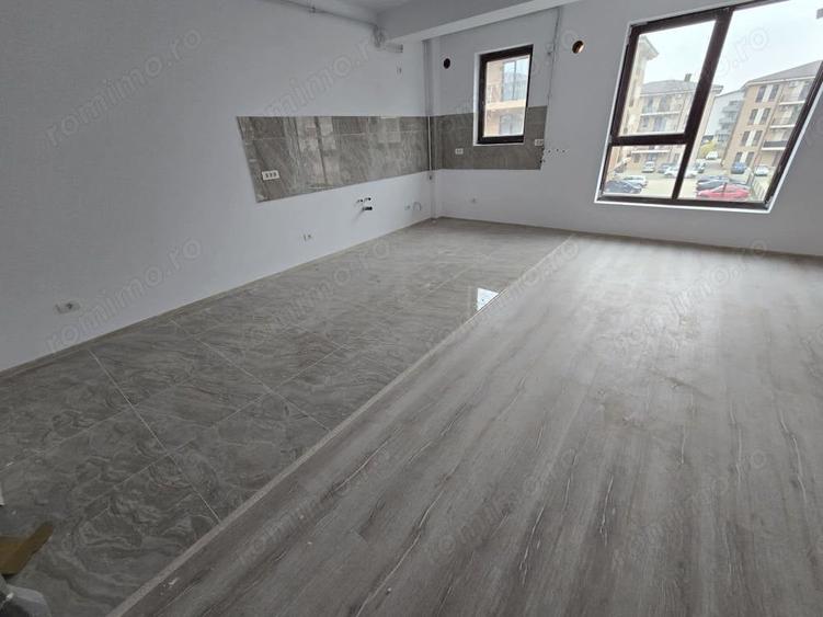 Apartament cu 2 camere decomandat în Girocului