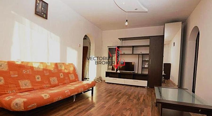 Apartament cu 2 camere semidecomandat în Iancului