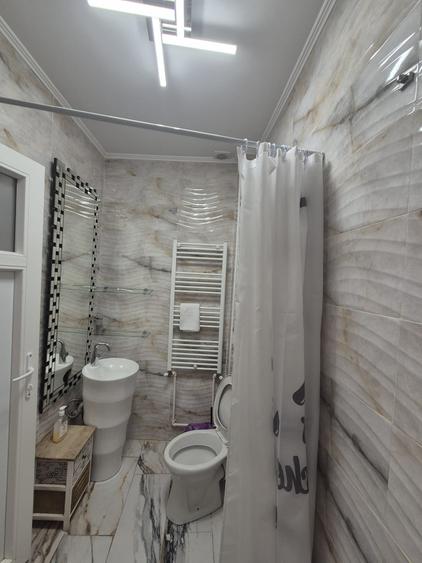 Apartament cu 2 camere decomandat în P-ța Unirii