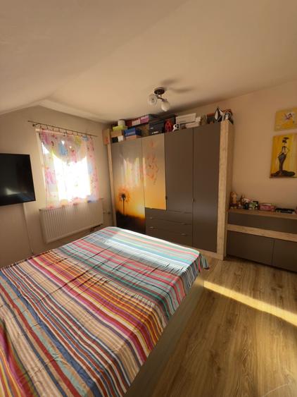 Apartament cu 2 camere decomandat în Exterior Vest
