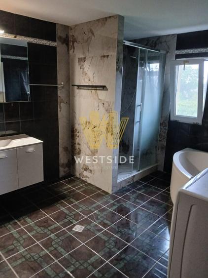 Casă individuală cu 4 camere cu Canalizare în Freidorf