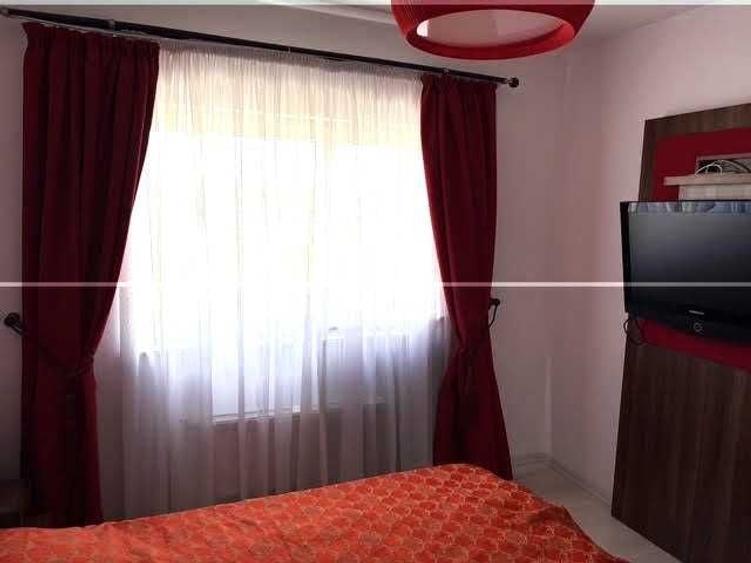 Apartament cu 2 camere decomandat în Odăile