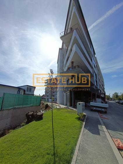 Apartament cu 3 camere semidecomandat în Între Lacuri