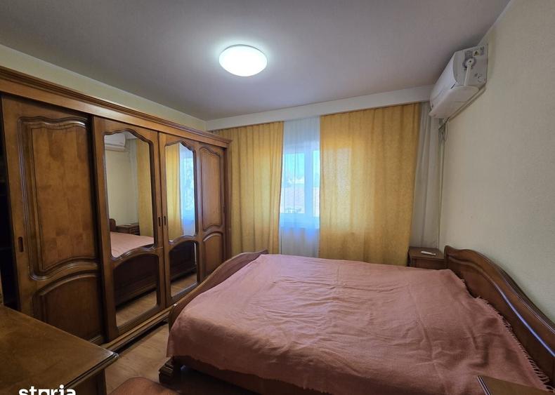 Apartament cu 3 camere decomandat, mobilat în Piața Centrală